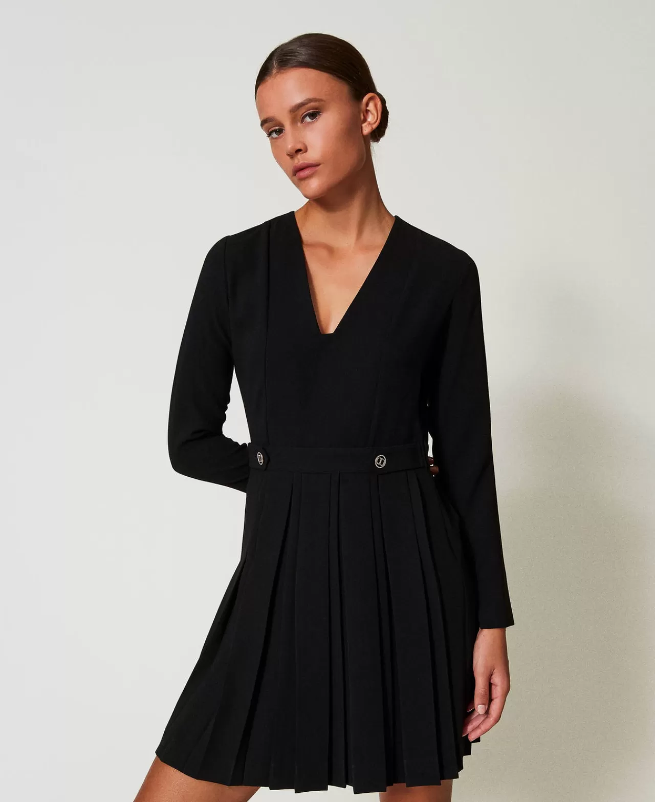 Vestiti Da Cerimonia | Vestiti Corti | TWINSET Milano Abito Corto In Crêpe Plissé Con Bottoni Nero