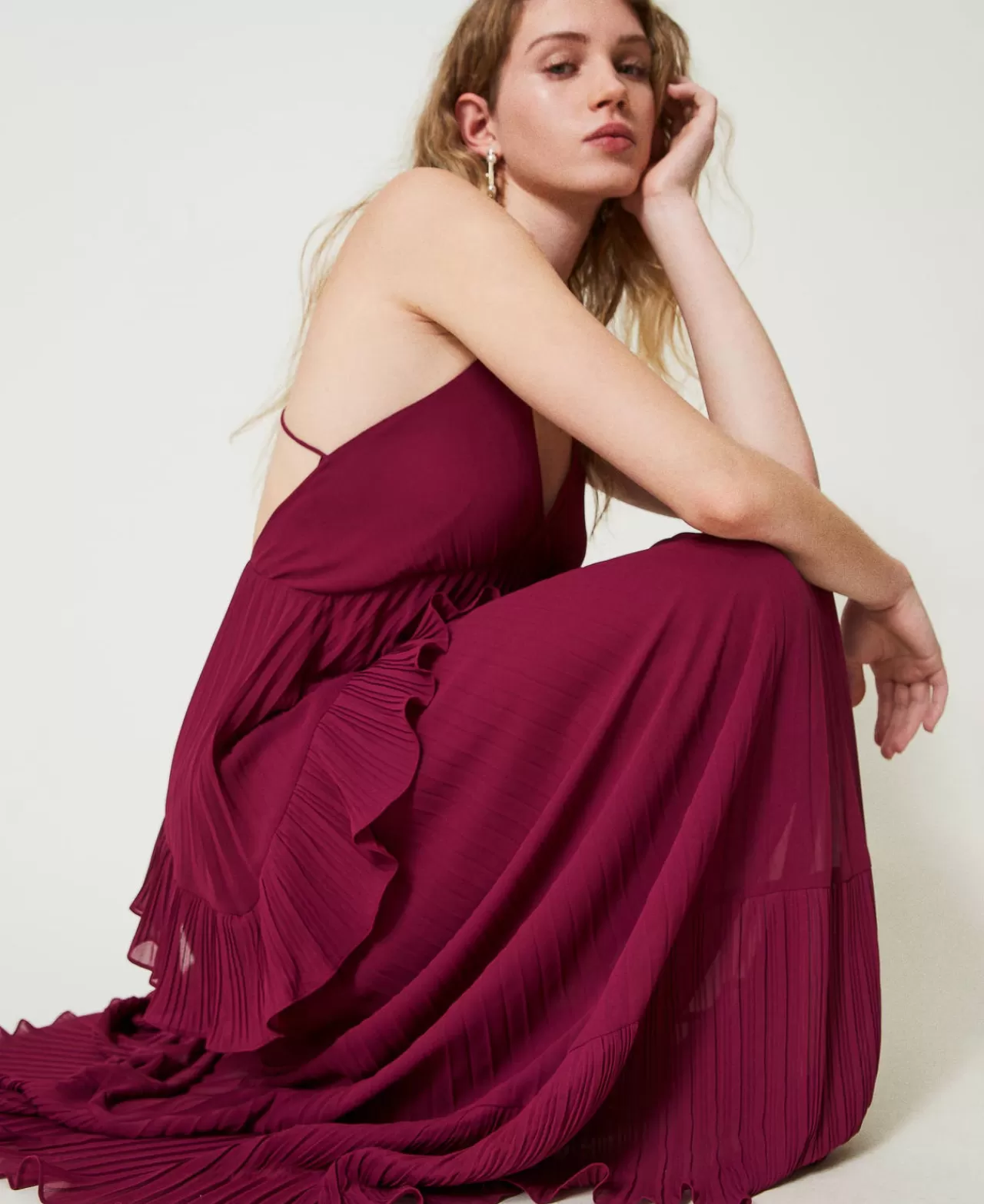 Vestiti Da Cerimonia | Vestiti Eleganti | TWINSET Milano Abito Lungo In Georgette Plissé Viola "Red Plum"