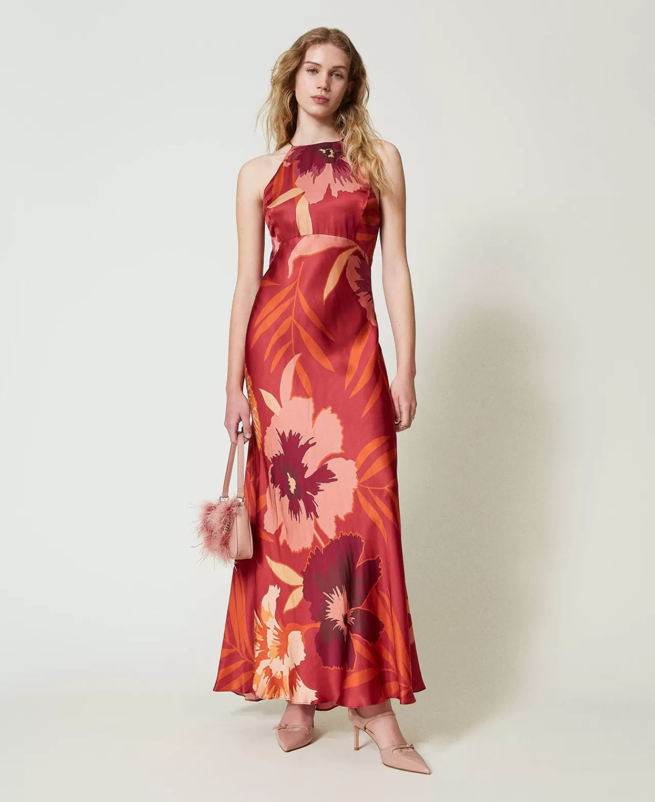 Vestiti Da Cerimonia | Vestiti Eleganti | TWINSET Milano Abito Lungo In Raso A Fiori Con Scollo All'americana Macro Flowers Rosso / Red Plum