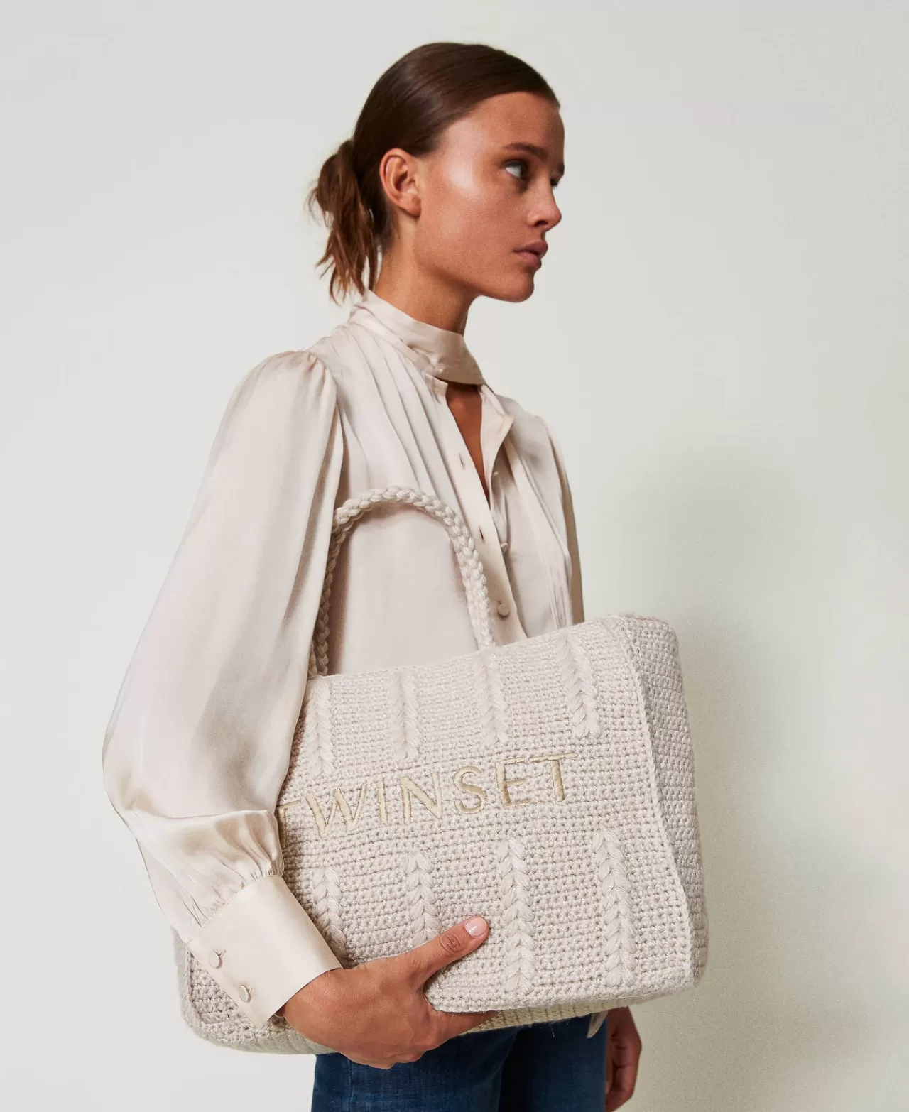 Borse Shopping | Borse A Mano | TWINSET Milano Borsa Shopper 'Bohémienne' Tricot Con Logo Bianco "White Cream"