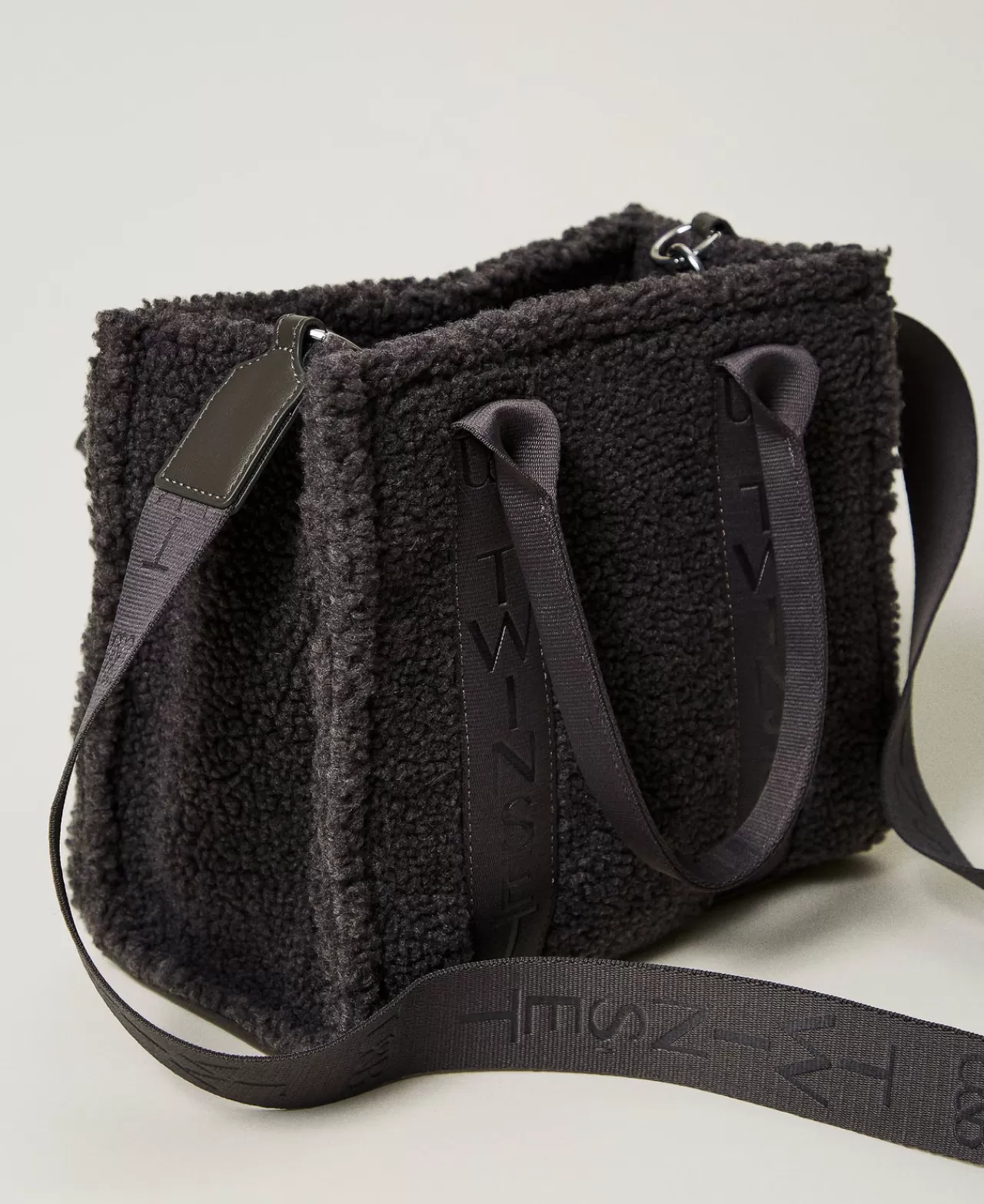 Borse Shopping | Borse A Mano | TWINSET Milano Borsa Shopper In Faux Fur Effetto Furry Grigio "Blackened Pearl"