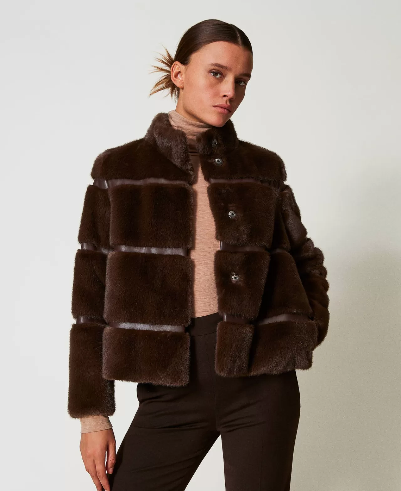 Cappotti E Trench | TWINSET Milano Cappotto Corto In Faux Fur Con Intarsi Coffee Chocolate