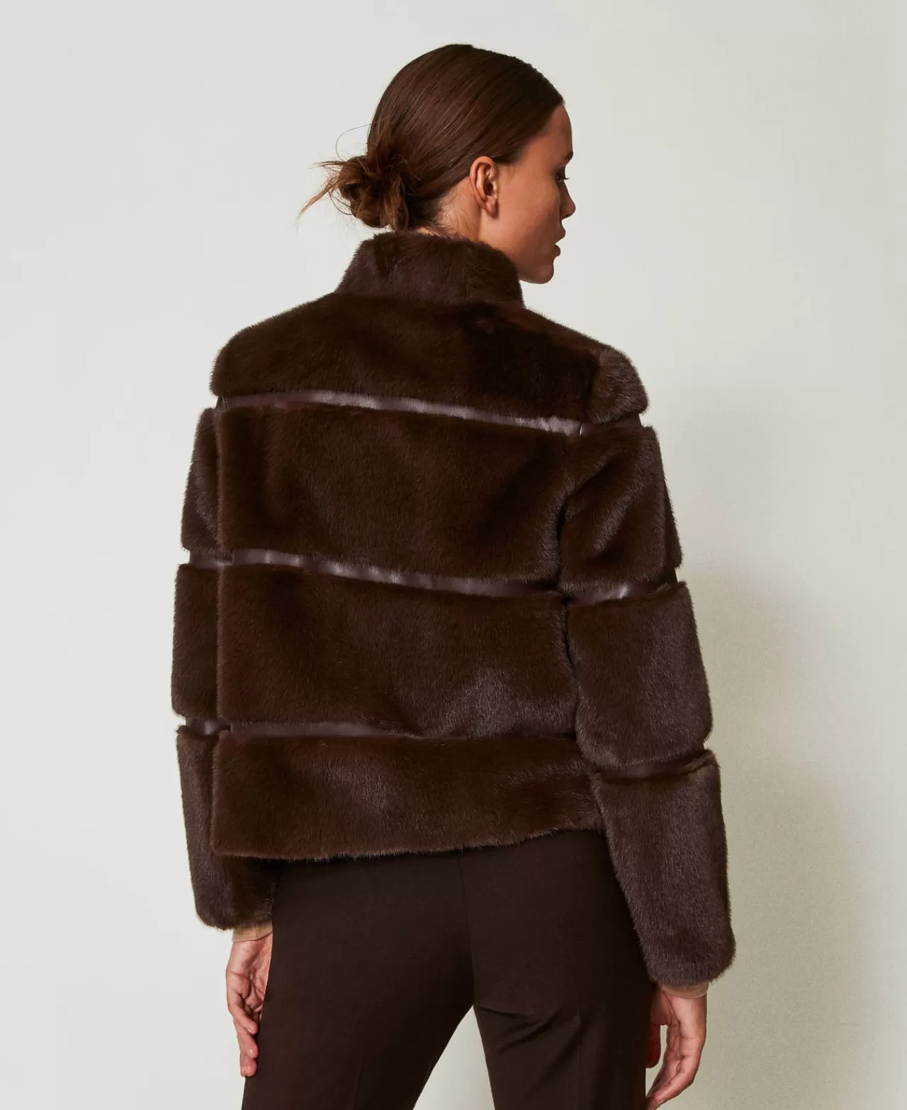 Cappotti E Trench | TWINSET Milano Cappotto Corto In Faux Fur Con Intarsi Coffee Chocolate