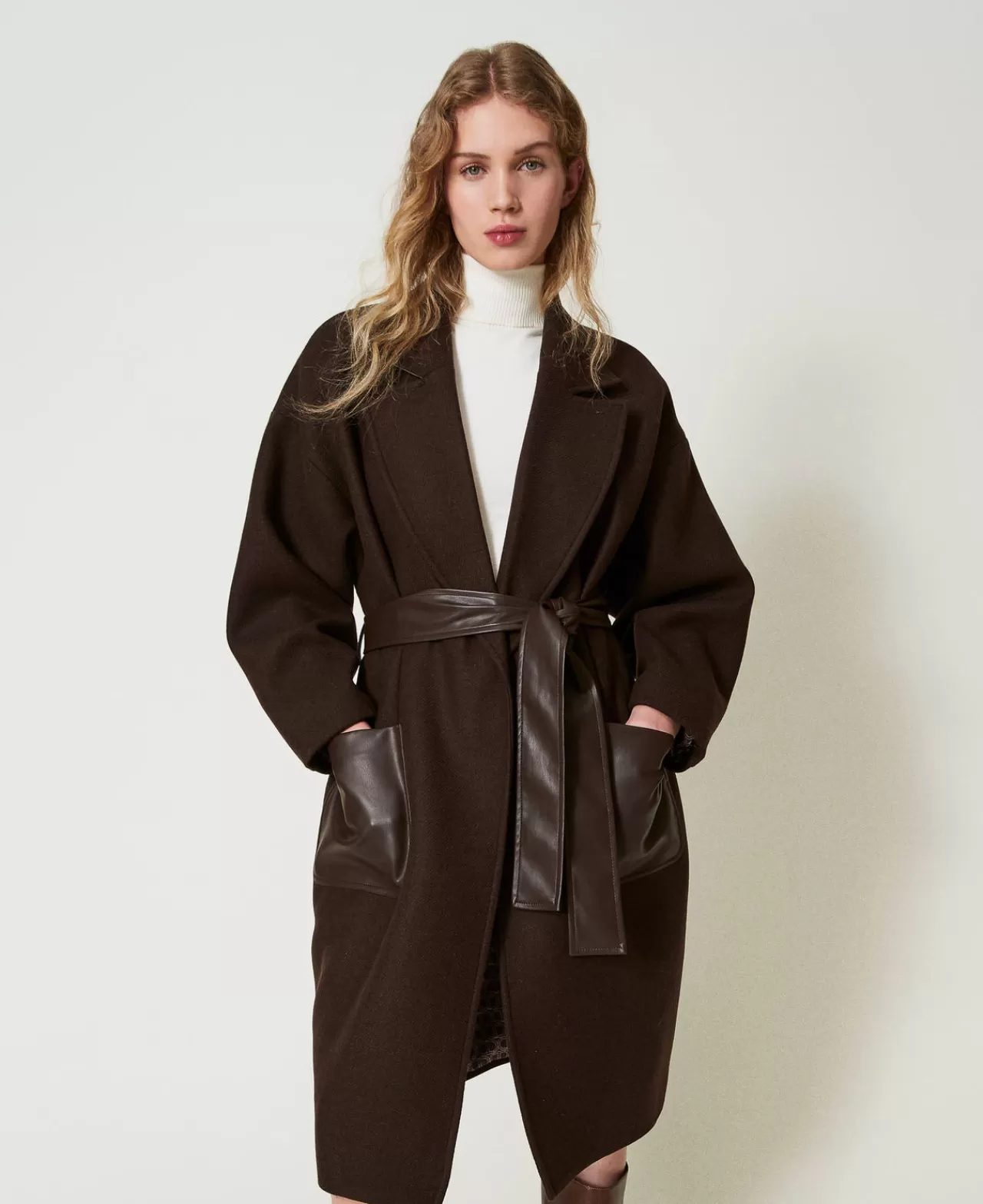 Cappotti E Trench | TWINSET Milano Cappotto In Misto Lana Con Tasche Effetto Pelle Cioccolato