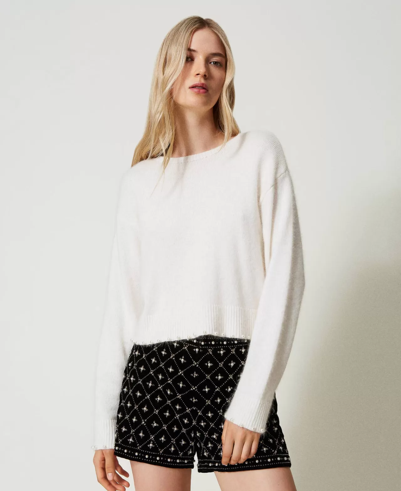 Maglie E Cardigan | TWINSET Milano Maglia Cropped In Misto Angora Con Perle Bianco Neve