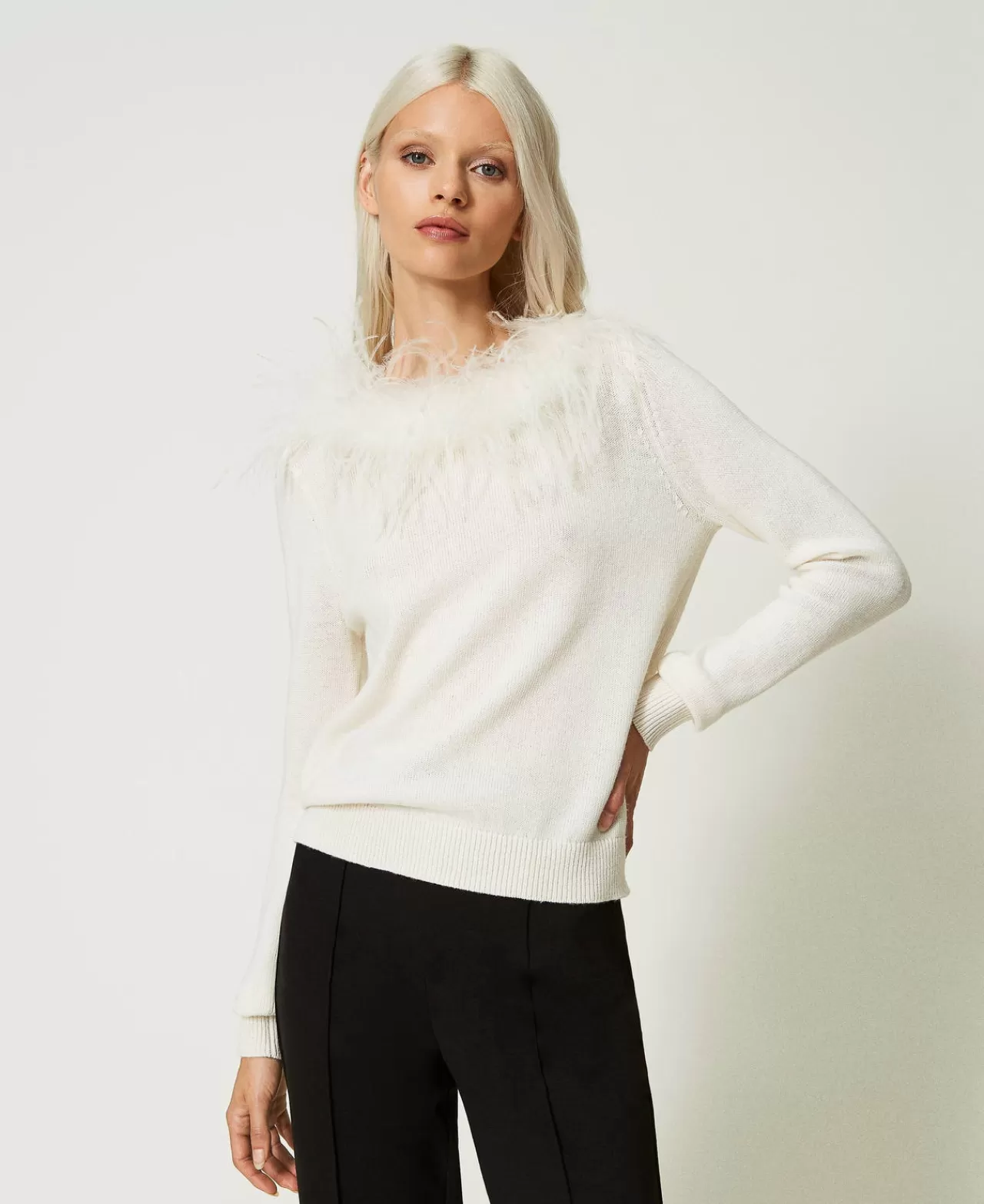 Maglie E Cardigan | TWINSET Milano Maglia Regular In Misto Lana Con Piume Bianco Neve