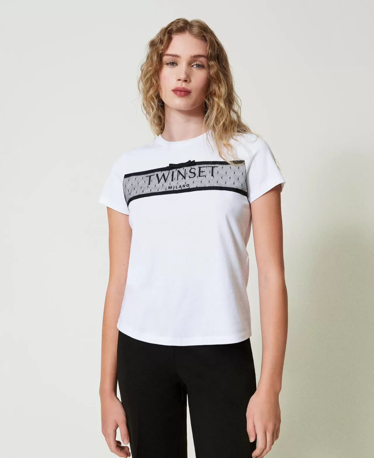 T-Shirt E Top | TWINSET Milano T-shirt Con Balza In Tulle E Ricamo Logo Bianco