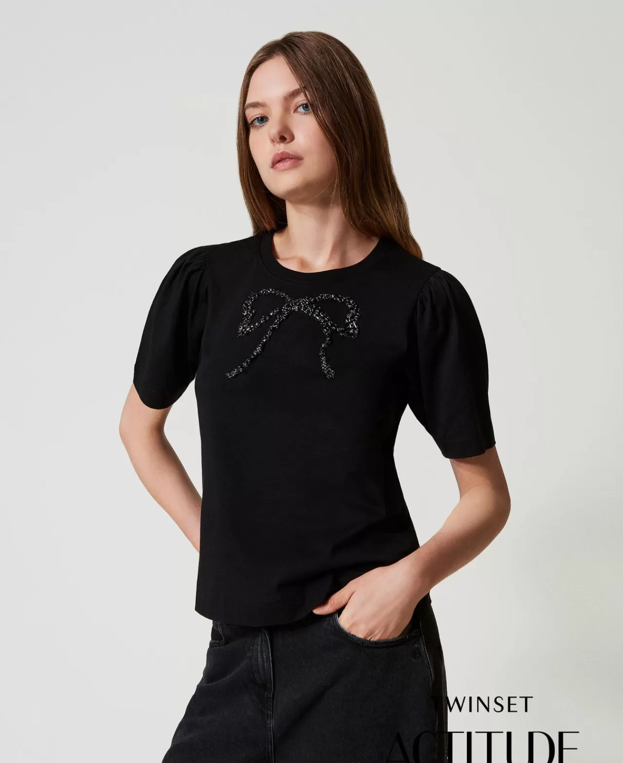 T-Shirt E Top | TWINSET Milano T-shirt Con Ricamo A Fiocco Nero