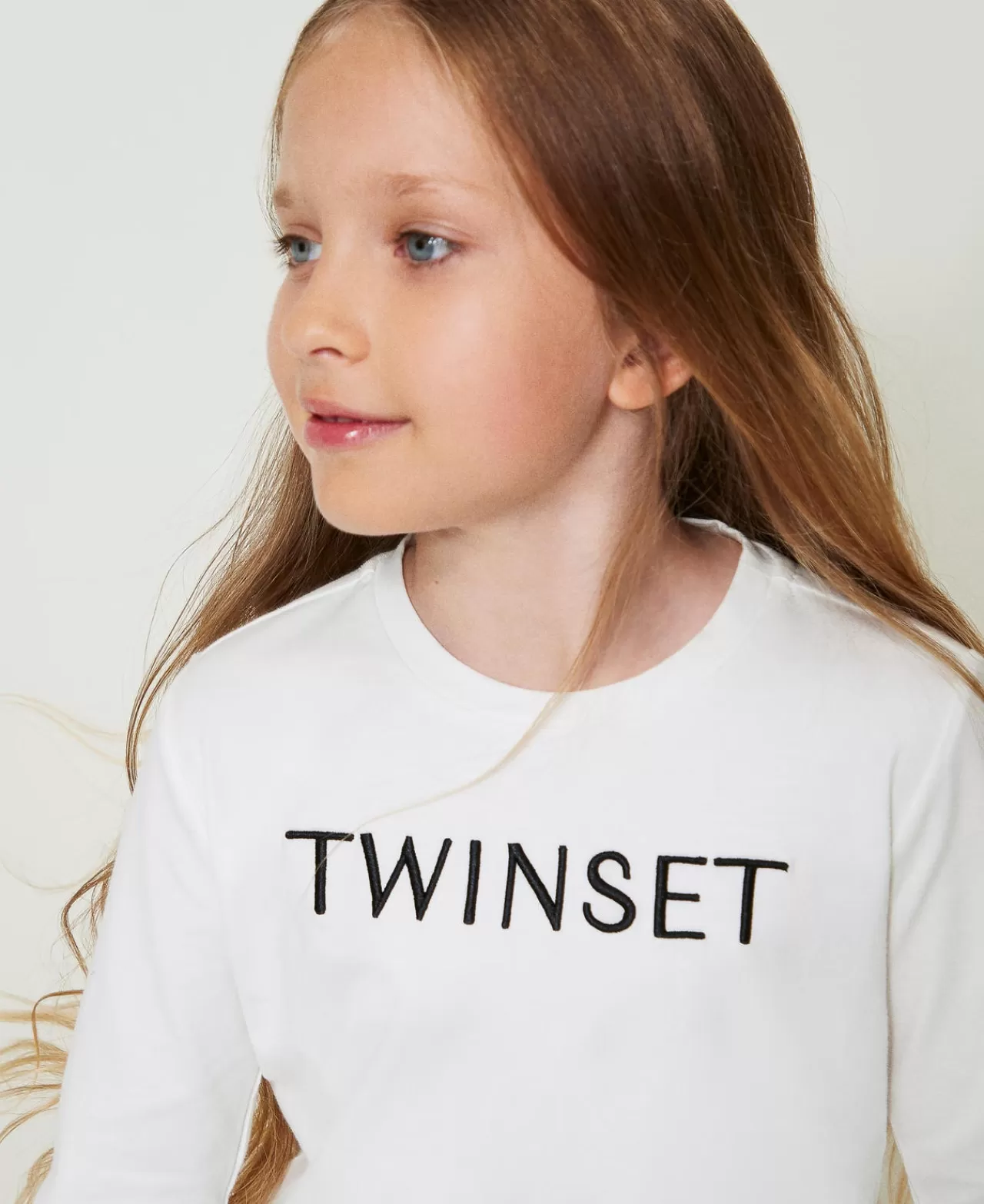 T-Shirt E Top | TWINSET Milano T-shirt Cropped Con Logo Ricamato Bicolor Off White / Nero